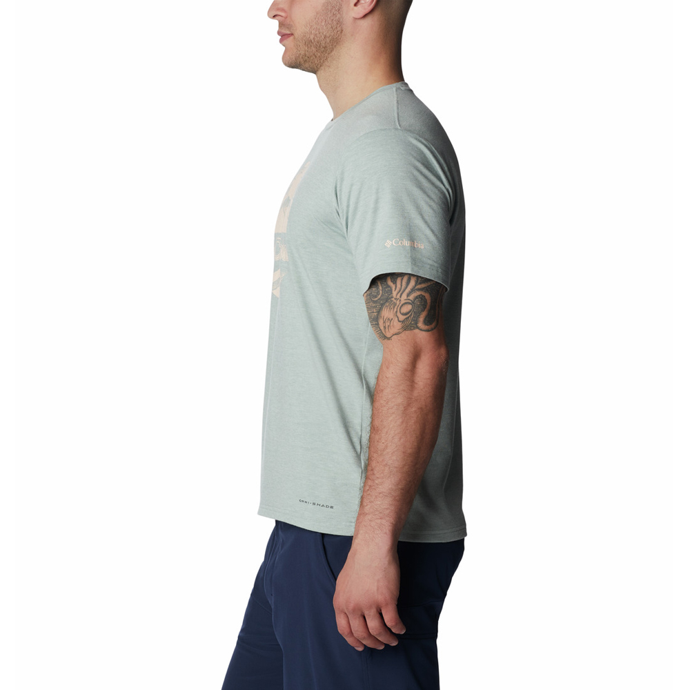Columbia Men's Sun Trek Graphic Erkek Kısa Kollu T-Shirt. 3