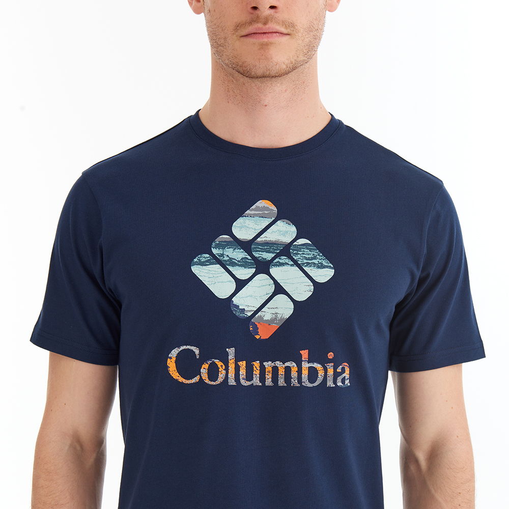 Columbia CSC Stacked Hyper Nature Erkek Kısa Kollu T-Shirt. 4
