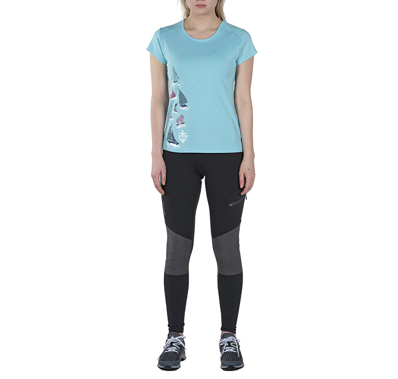 Coastal Flags II Kısa Kollu Kadın T-shirt