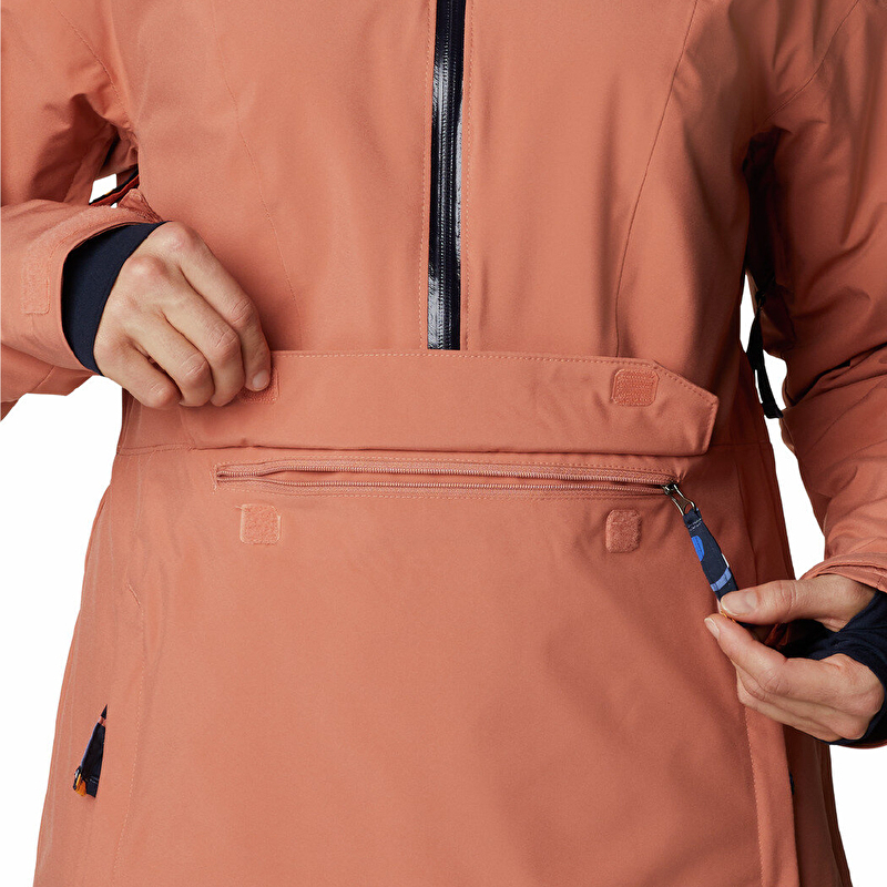 Dust On Crust Insulated Kadın Mont